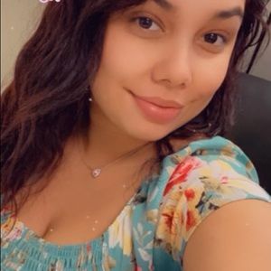 Meet your Posher, Lizette